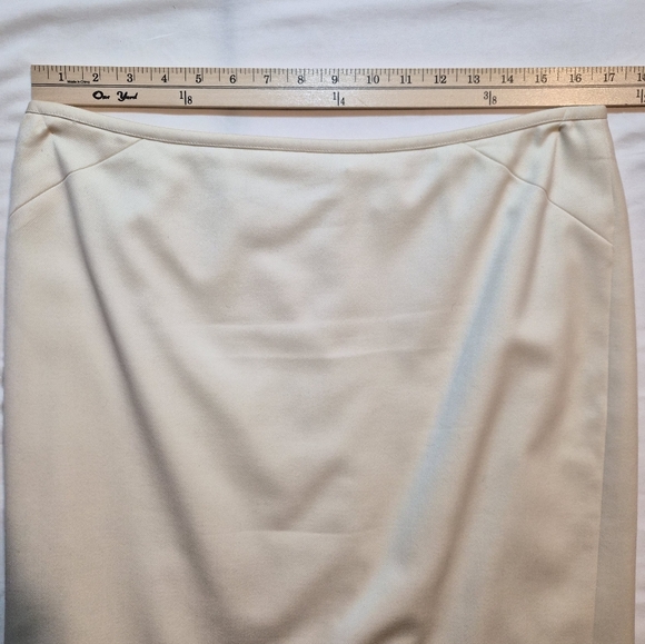 Talbots Ivory Seasonless Wool Blend Pencil Skirt Career Size 14P - Picture 4 of 7